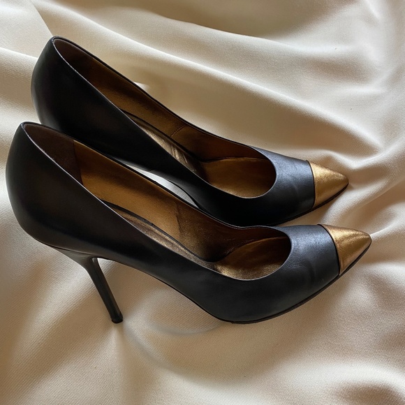 YSL black pumps with gold toe, size 41 - Picture 4 of 9